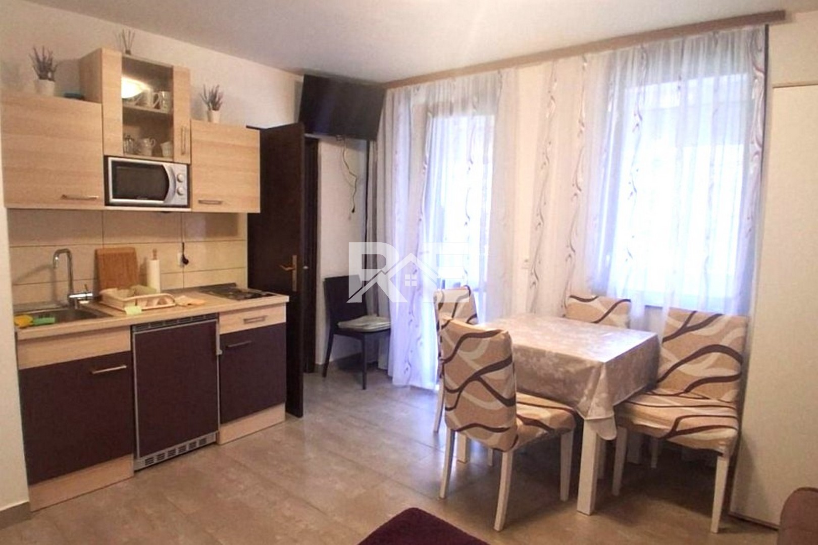 Prodej Červar Porat byt po rekonstrukci_5